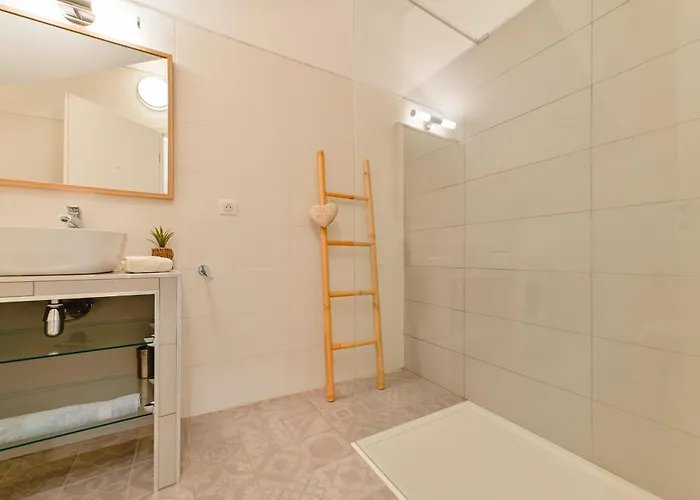 - Jardinet Prive - 5 Minutes Des Plages Sanguinaires - Apartment